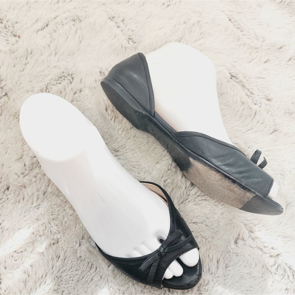 PRADA BLACK PEEP TOE FLAT SANDAL SIZE 35.5 (5.5) - Picture 5 of 9